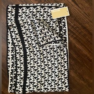 Michael Kors Scarf Shawl MK Monogram Reversible Black/White Knit Logo Shawl